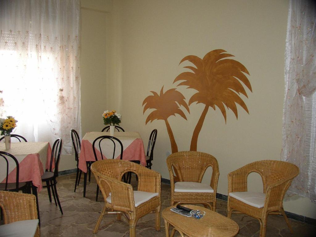 רימיני Hotel Ivette מראה חיצוני תמונה